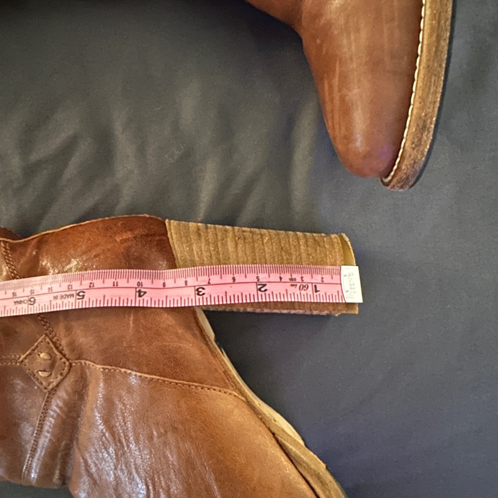 Vero Cuoio Tan Leather Heeled Boots - Picture 5 of 7